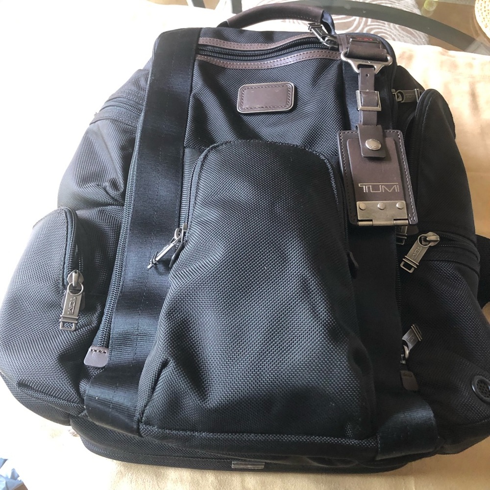 Backpack - Picture 5 of 7
